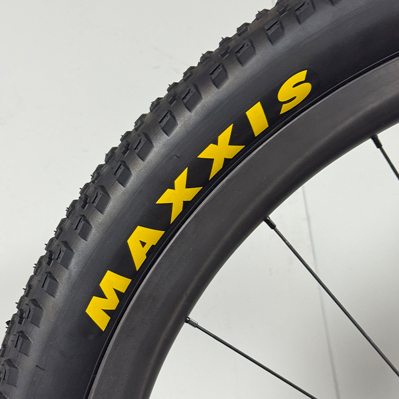 Pneu tout-terrain Maxxis MTB X - Mountain Biking Races avis et prix